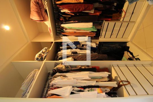 Closet de casa de condomínio à venda com 4 quartos, 523m² em Freguesia (jacarepaguá), Rio de Janeiro