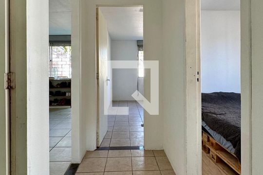 Corredor de casa à venda com 3 quartos, 367m² em Hípica, Porto Alegre