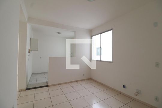 Sala de apartamento para alugar com 2 quartos, 43m² em Gávea, Uberlândia