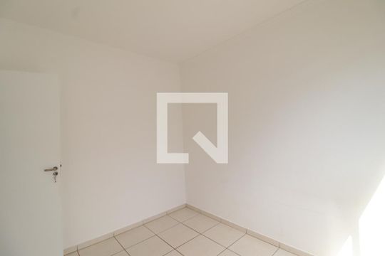 Quarto 1 de apartamento para alugar com 2 quartos, 43m² em Gávea, Uberlândia