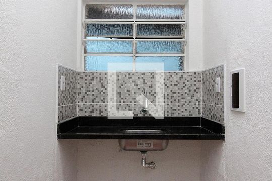 Cozinha de kitnet/studio à venda com 0 quarto, 30m² em Vila Buarque, São Paulo
