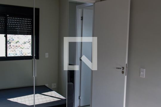 Quarto 1 de apartamento à venda com 1 quarto, 30m² em Km 18, Osasco
