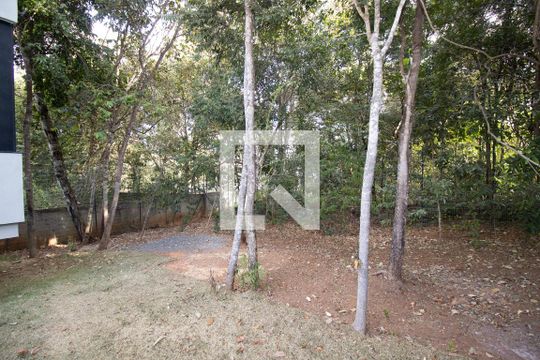Quintal de casa de condomínio para alugar com 4 quartos, 408m² em Setor Habitacional Jardim Botânico (lago Sul), Brasília