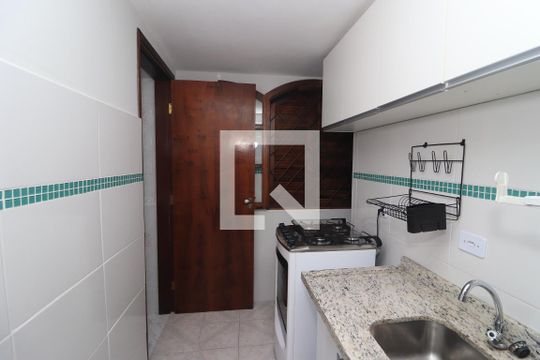 Cozinha de casa para alugar com 1 quarto, 48m² em Penha de França, São Paulo