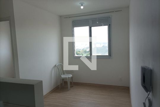 Sala de apartamento para alugar com 2 quartos, 37m² em Jardim Adutora, São Paulo