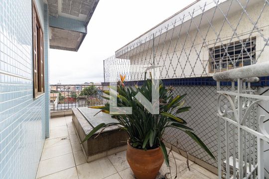 Varanda da Suíte 1 de casa à venda com 5 quartos, 248m² em Jardim Vergueiro, São Paulo