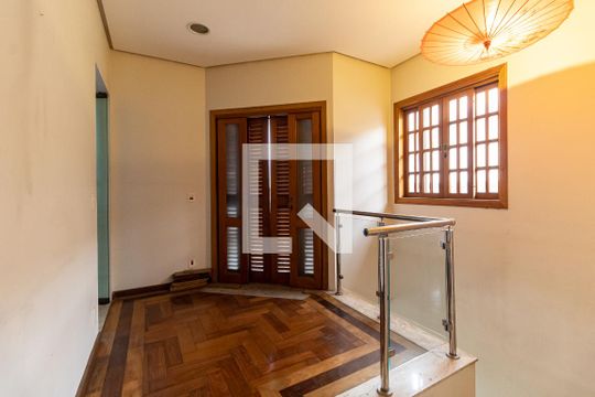 Corredor de casa à venda com 5 quartos, 248m² em Jardim Vergueiro, São Paulo
