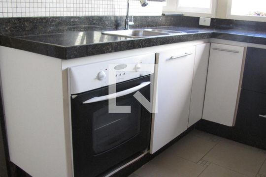 Cozinha de casa à venda com 3 quartos, 272m² em Jardim Penha, São Paulo