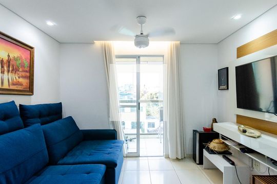 Sala de apartamento à venda com 2 quartos, 120m² em João Pinheiro, Belo Horizonte