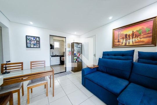 Sala de apartamento à venda com 2 quartos, 120m² em João Pinheiro, Belo Horizonte