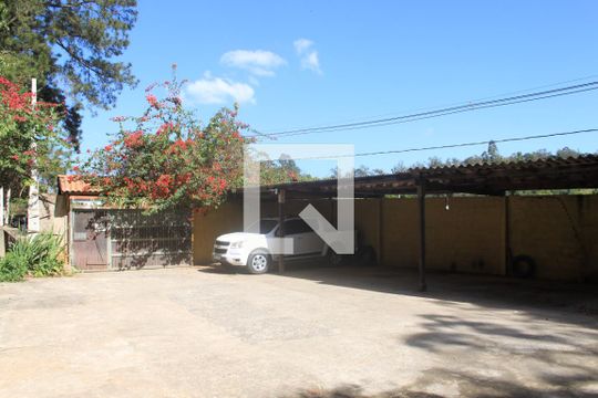 Garagem de apartamento para alugar com 2 quartos, 60m² em Vila Janete (sousas), Campinas