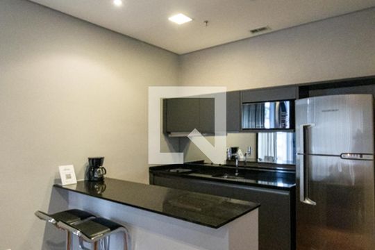 Cozinha de kitnet/studio para alugar com 1 quarto, 65m² em Vila Olímpia, São Paulo