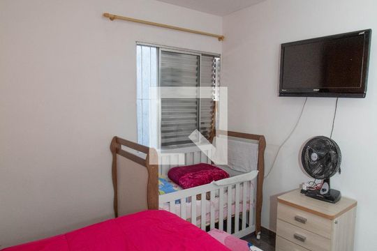 Quarto 1 de casa à venda com 2 quartos, 80m² em Vila Bancaria, São Paulo