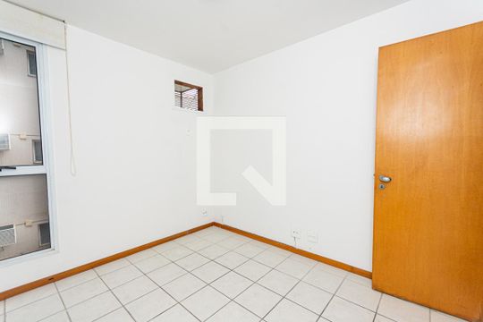 Quarto 1 de apartamento para alugar com 2 quartos, 80m² em Icaraí, Niterói