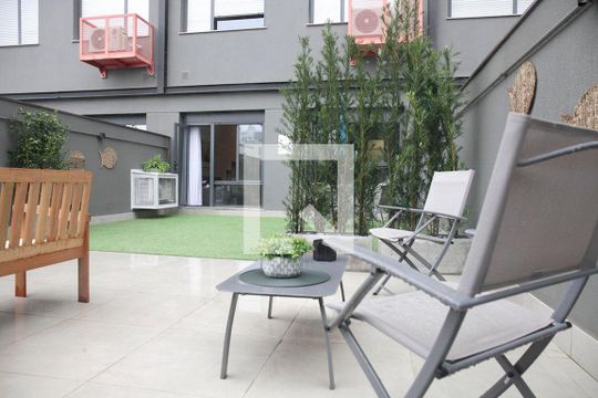 Área comum de apartamento à venda com 1 quarto, 42m² em Independência, Porto Alegre