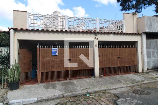 Fachada de casa à venda com 3 quartos, 160m² em Parque Residencial Julia, São Paulo