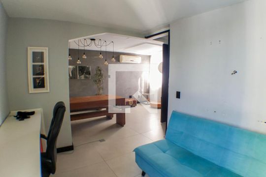 Sala de apartamento à venda com 1 quarto, 77m² em Fonseca, Niterói