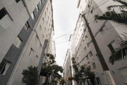 Fachada de apartamento à venda com 2 quartos, 45m² em Vila Alpina, São Paulo