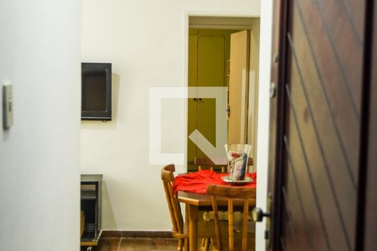 Entrada de apartamento para alugar com 1 quarto, 35m² em Copacabana, Rio de Janeiro