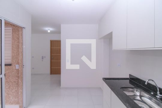 Cozinha de apartamento para alugar com 1 quarto, 29m² em Quinta da Paineira, São Paulo
