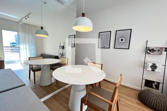 Sala de jantar de apartamento para alugar com 2 quartos, 59m² em Vila Itapura, Campinas