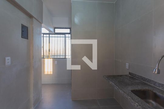 Cozinha de apartamento para alugar com 2 quartos, 62m² em Lagoinha, Belo Horizonte