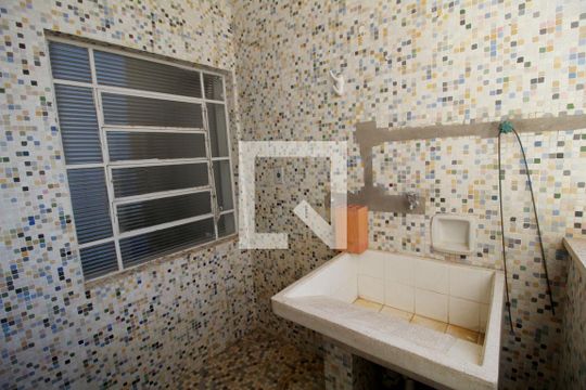 Área de Serviço de apartamento para alugar com 2 quartos, 110m² em Centro, Sorocaba