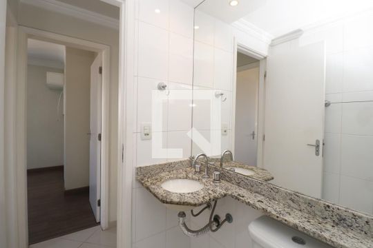 Banheiro Social de apartamento à venda com 3 quartos, 72m² em Parque Mandaqui, São Paulo