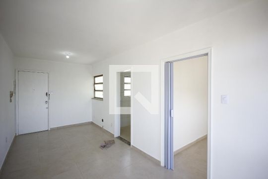 Sala de apartamento para alugar com 1 quarto, 56m² em Sé, São Paulo
