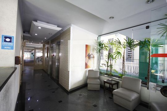 Hall de Entrada de apartamento para alugar com 1 quarto, 56m² em Sé, São Paulo