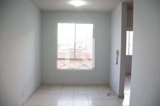 Apartamento para alugar com 2 quartos, 48m² em Novo Mundo, Uberlândia