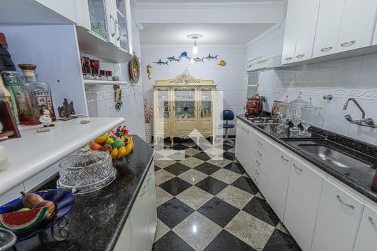 Cozinha de casa à venda com 4 quartos, 591m² em Santa Amélia, Belo Horizonte