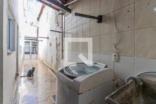 Área de Serviço de casa à venda com 4 quartos, 150m² em Vila Carrao, São Paulo