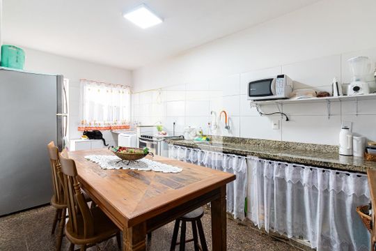 Cozinha de casa à venda com 4 quartos, 150m² em Vila Carrao, São Paulo
