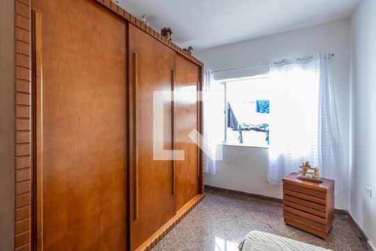 Dormitório 1 de casa à venda com 4 quartos, 150m² em Vila Carrao, São Paulo