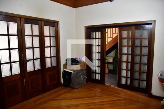 Casa à venda com 4 quartos, 533m² em Campos Elíseos, São Paulo