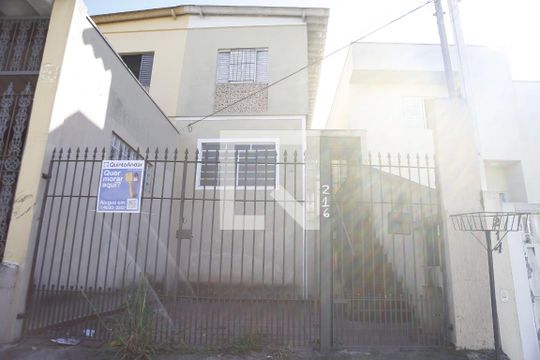 Fachada de casa para alugar com 2 quartos, 155m² em Vila Mirante, São Paulo