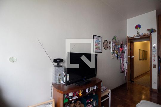  Quarto 2 de apartamento para alugar com 6 quartos, 370m² em Higienópolis, São Paulo