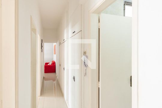 Corredor de apartamento à venda com 3 quartos, 102m² em Maracanã, Rio de Janeiro