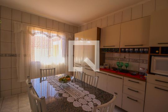 Cozinha de casa à venda com 3 quartos, 250m² em Jardim Ermida Ii, Jundiaí
