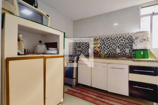 Cozinha - Armários de apartamento à venda com 3 quartos, 53m² em Jacarepaguá, Rio de Janeiro