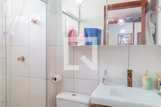 Banheiro 1 de apartamento para alugar com 3 quartos, 59m² em Ouro Preto, Belo Horizonte