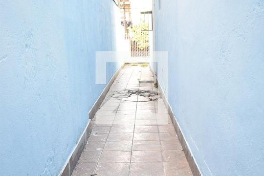 Corredor Lateral de casa para alugar com 3 quartos, 320m² em Campo Grande, Rio de Janeiro