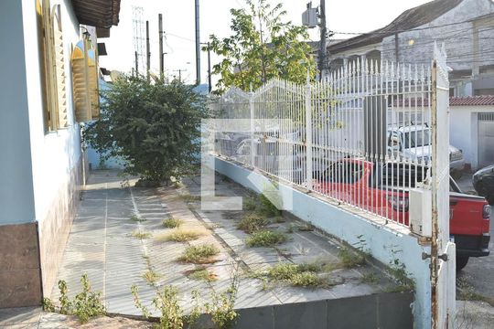 Varanda de casa para alugar com 3 quartos, 320m² em Campo Grande, Rio de Janeiro