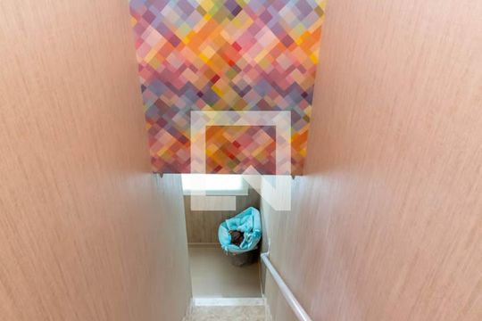 Escada de casa de condomínio à venda com 2 quartos, 62m² em Tucuruvi, São Paulo