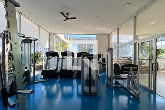 Academia de apartamento para alugar com 1 quarto, 58m² em Itaim Bibi, São Paulo
