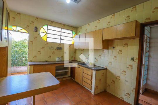 Cozinha de casa à venda com 3 quartos, 162m² em Vila Boaventura, Jundiaí