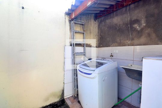 Área de Serviço de casa para alugar com 1 quarto, 38m² em Utinga, Santo André
