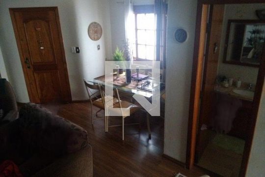 Casa à venda com 3 quartos, 220m² em Vila Ipiranga, Porto Alegre