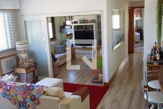 Apartamento à venda com 3 quartos, 90m² em Passo da Areia, Porto Alegre